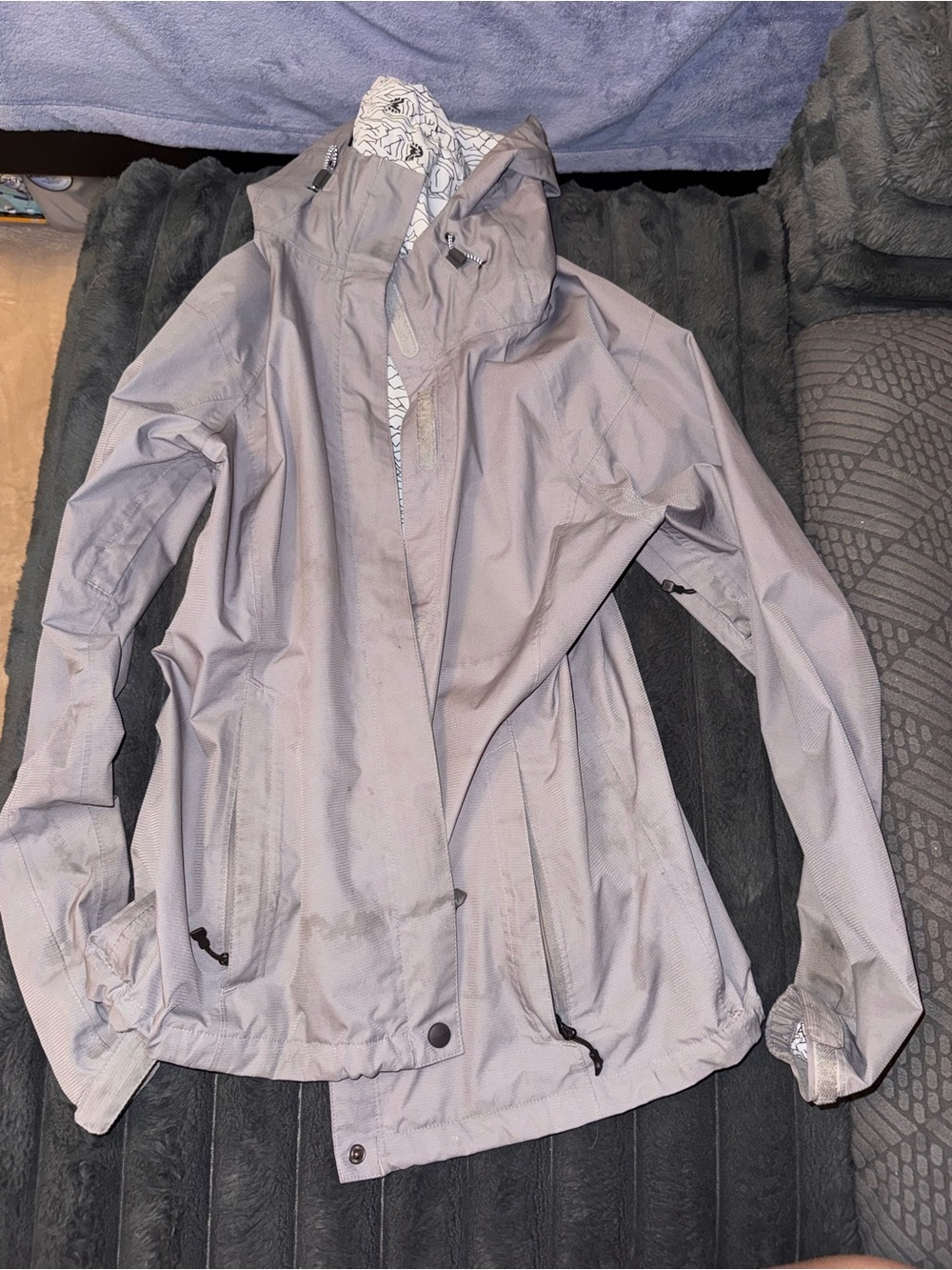 EMS Light Gray rain Jacket - Picture 1 of 2